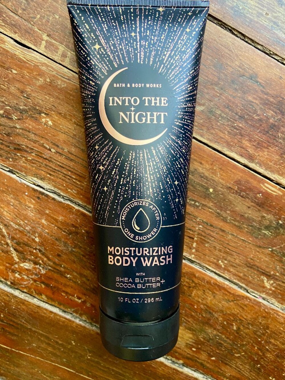 NEW Into The Night Moisturizing Body Wash 10 oz Bath & Body Works